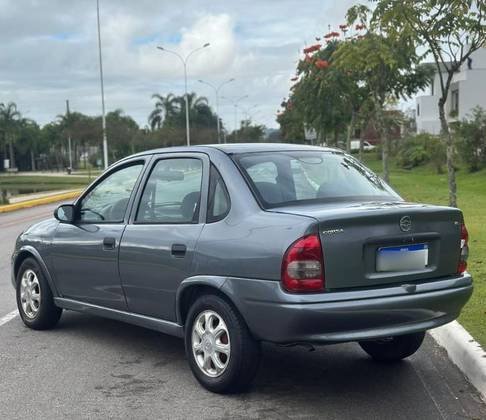 CHEVROLET CORSA 1.0 MPFI JOY SEDAN 8V GASOLINA 4P MANUAL CHEVROLET CORSA 1.0 MPFI JOY SEDAN 8V GASOLINA 4P MANUAL